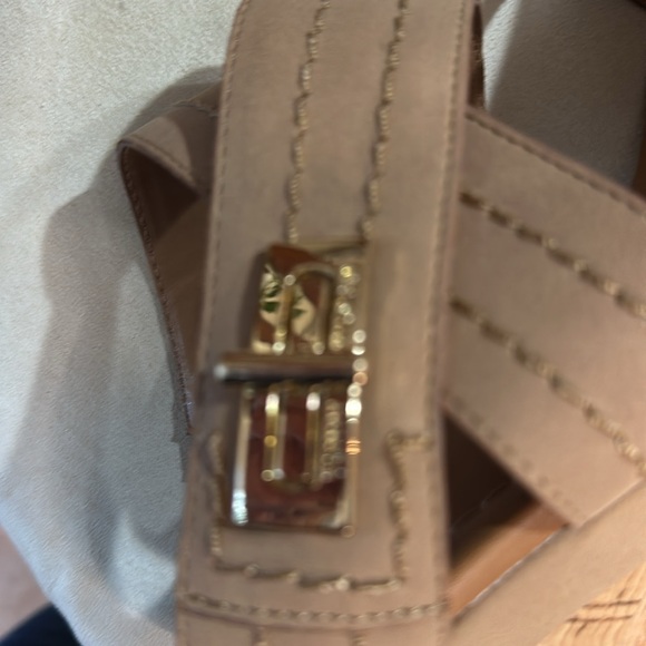 Tommy Hilfiger Tan Wedge Sandal Size 9.5 - Picture 11 of 11